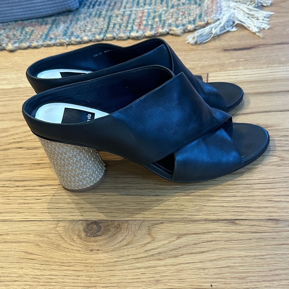 Dolce Vita block heel sandal, raffia heel, size 7